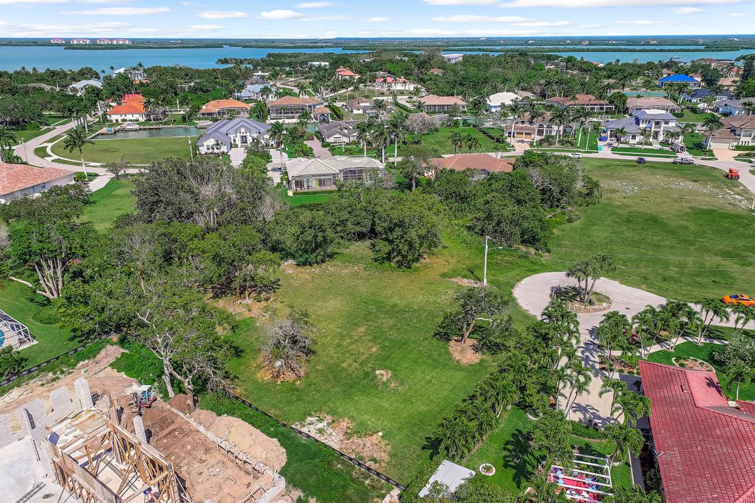 965 Leo Ct, Marco Island, FL 34145