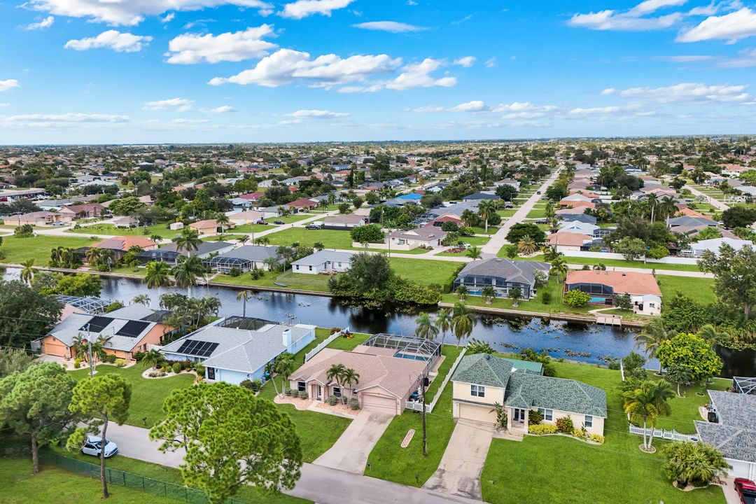 615 SW 39th Terrace, Cape Coral, FL 33914