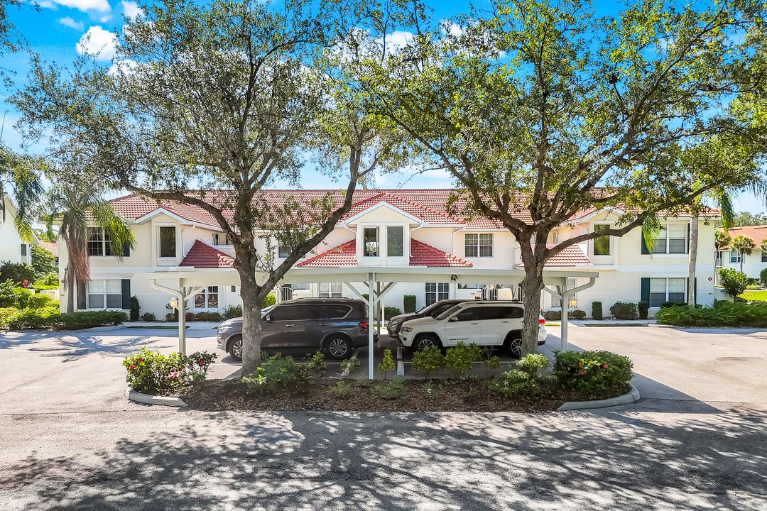 4920 Deerfield Way #202, Naples, FL 34110