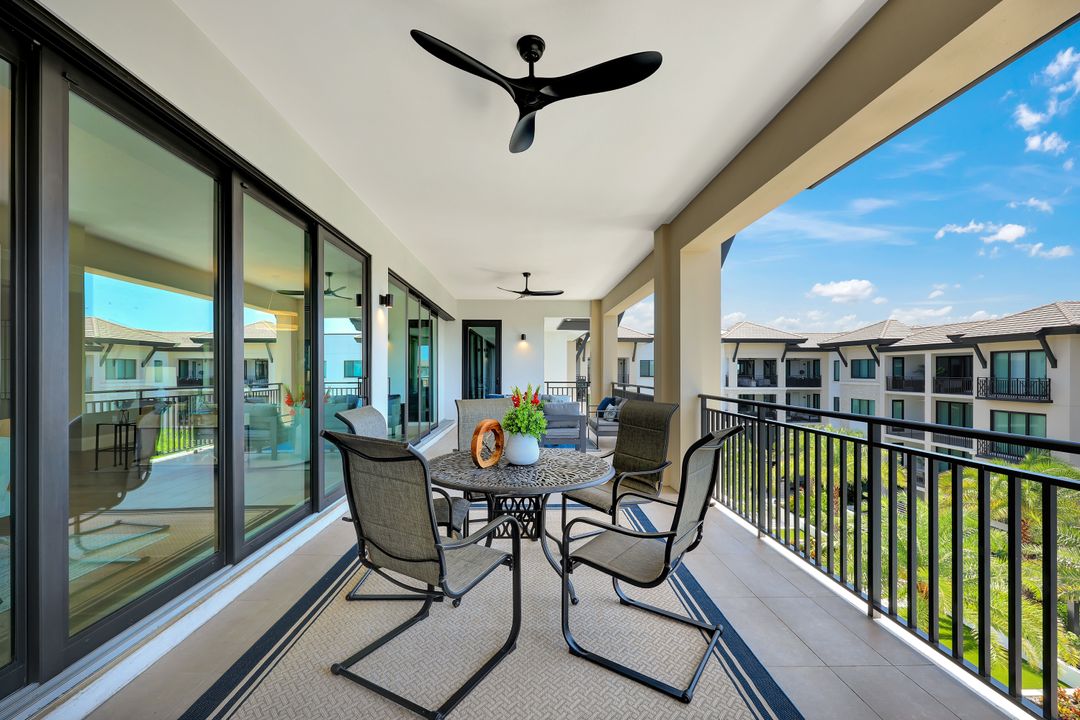1130 3rd Ave S #512, Naples, FL 34102
