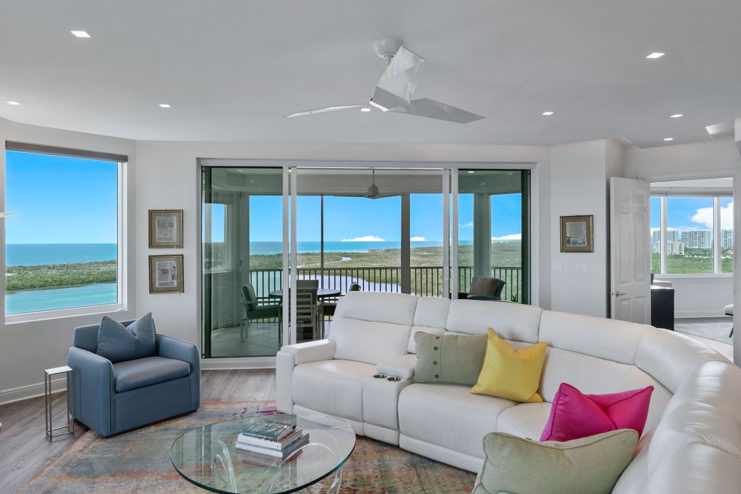 275 Indies Way #1701, Naples, FL 34110