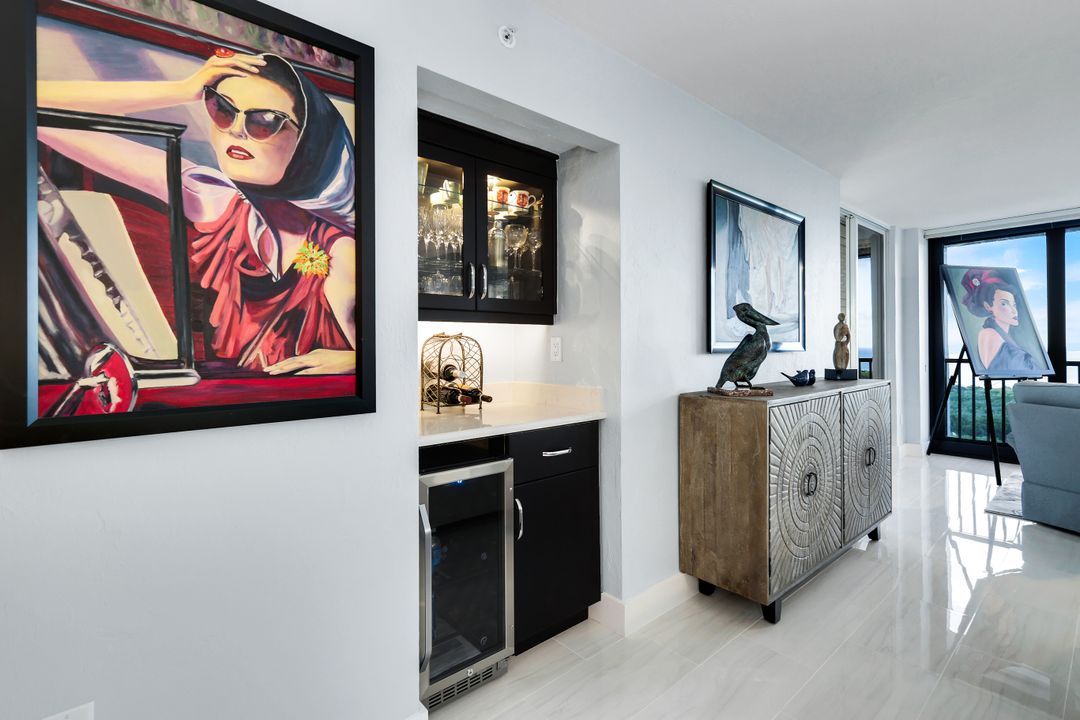 5601 Turtle Bay Dr #1802, Naples, FL 34108