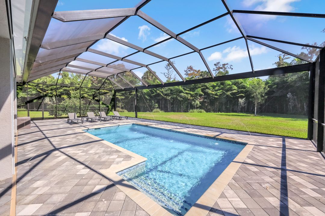 12083 Azalea Wy, Naples, FL 34120