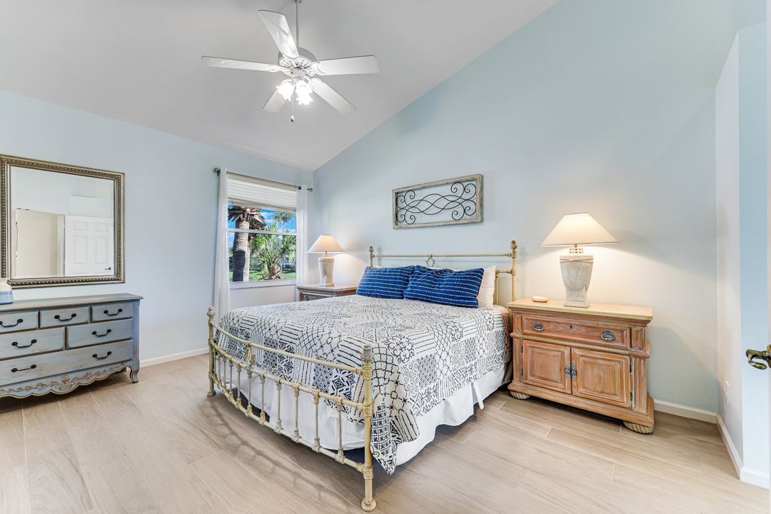 7720 Gardner Dr  #201, Naples, FL 34109
