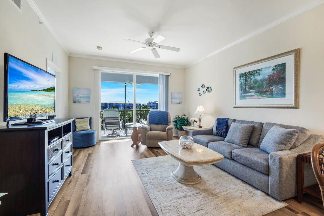 16575 Lake Cir Dr #1136, Fort Myers, FL 33908