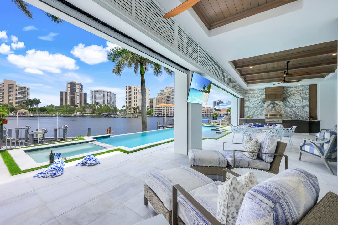 309 Neapolitan Way, Naples, FL 34103