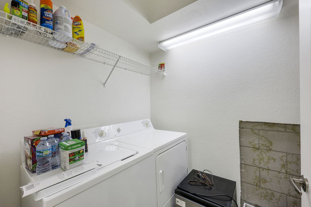 4645 St Croix Ln #1335, Naples, FL 34109