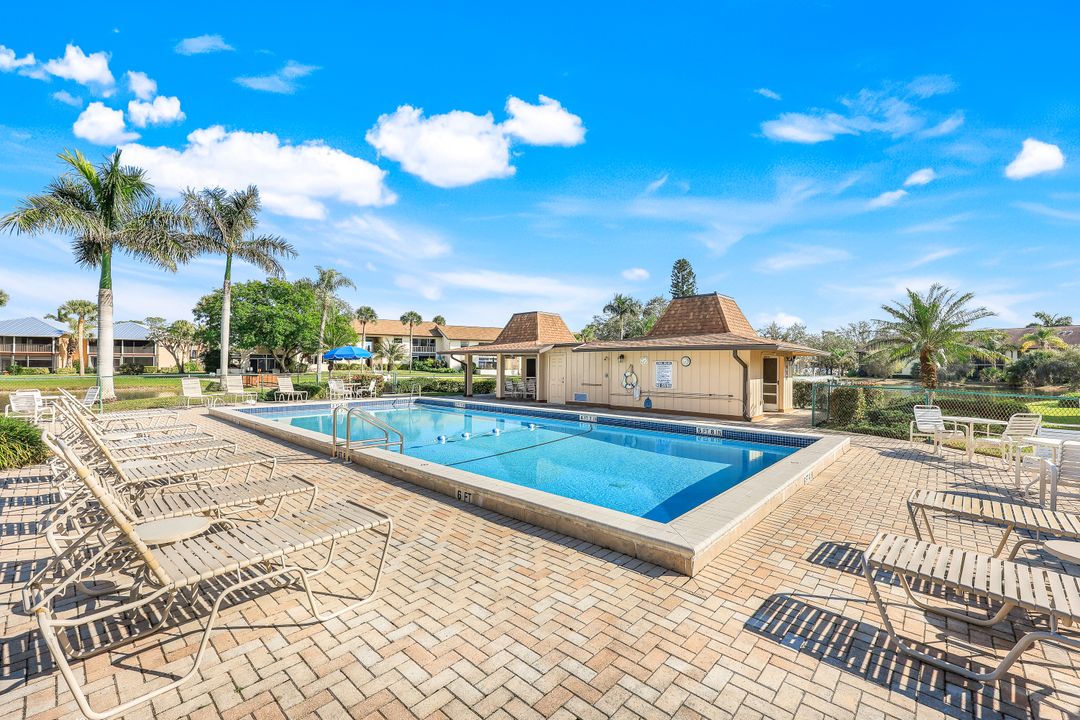 940 Palm View Dr #115, Naples, FL 34110