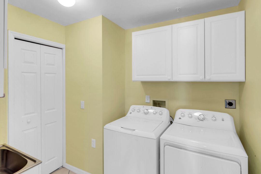 2415 Bayou Ln #3, Naples, FL 34112