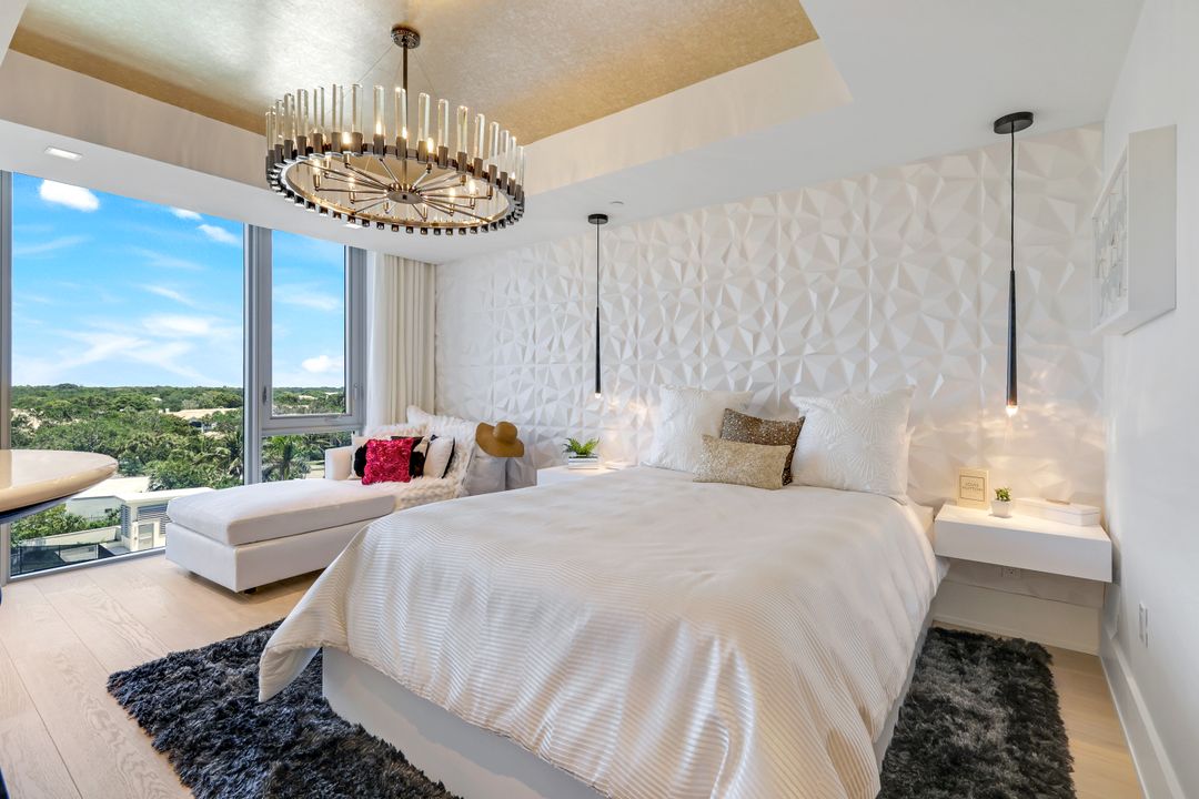 6897 Grenadier Blvd #601, Naples, FL 34108