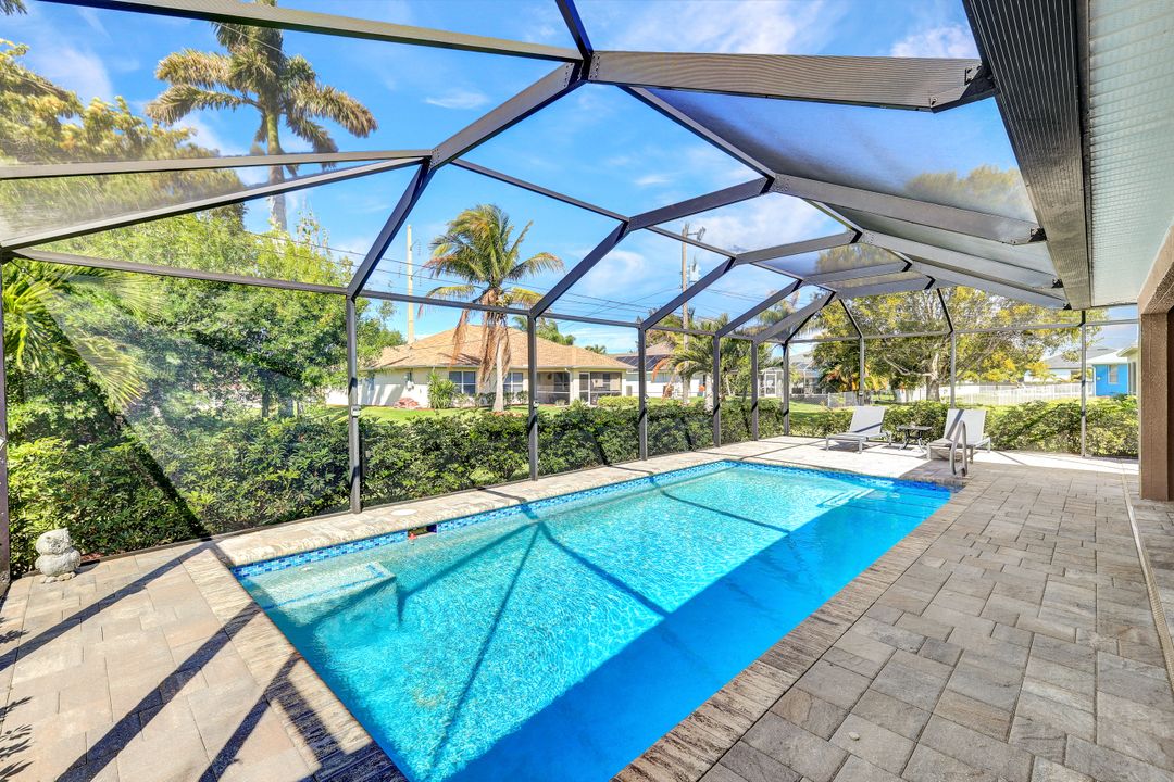 3722 SW 20th Pl, Cape Coral, FL 33914