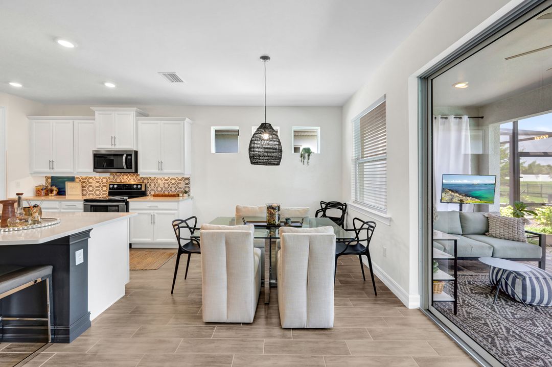 16517 Seagate Pl, Bonita Springs, FL 34135