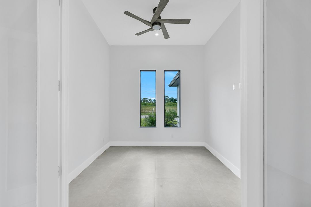 1901 NW 27th St, Cape Coral, FL 33993