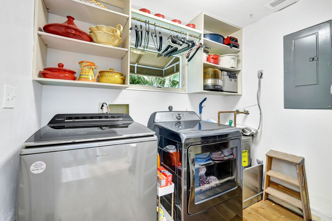 1600 Port Ave, Naples, FL 34104