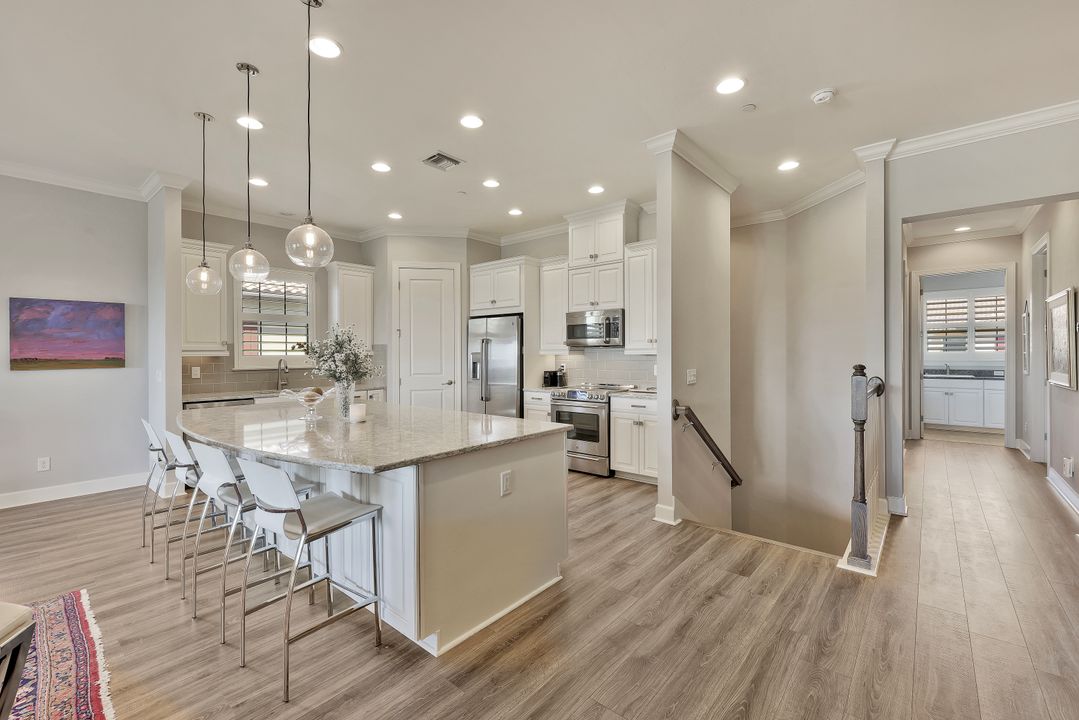 8764 Bellano Ct Unit 204, Naples, FL 34119