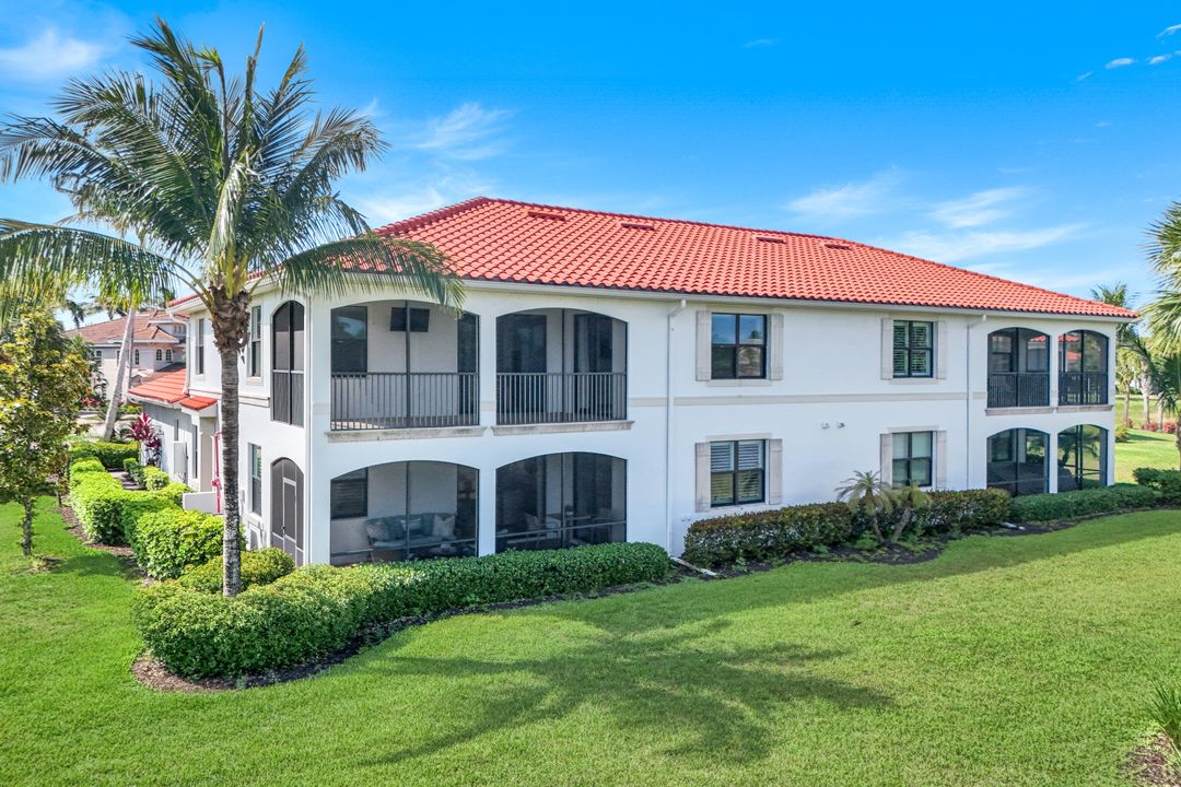 3159 Serena Ln #102, Naples, FL 34114