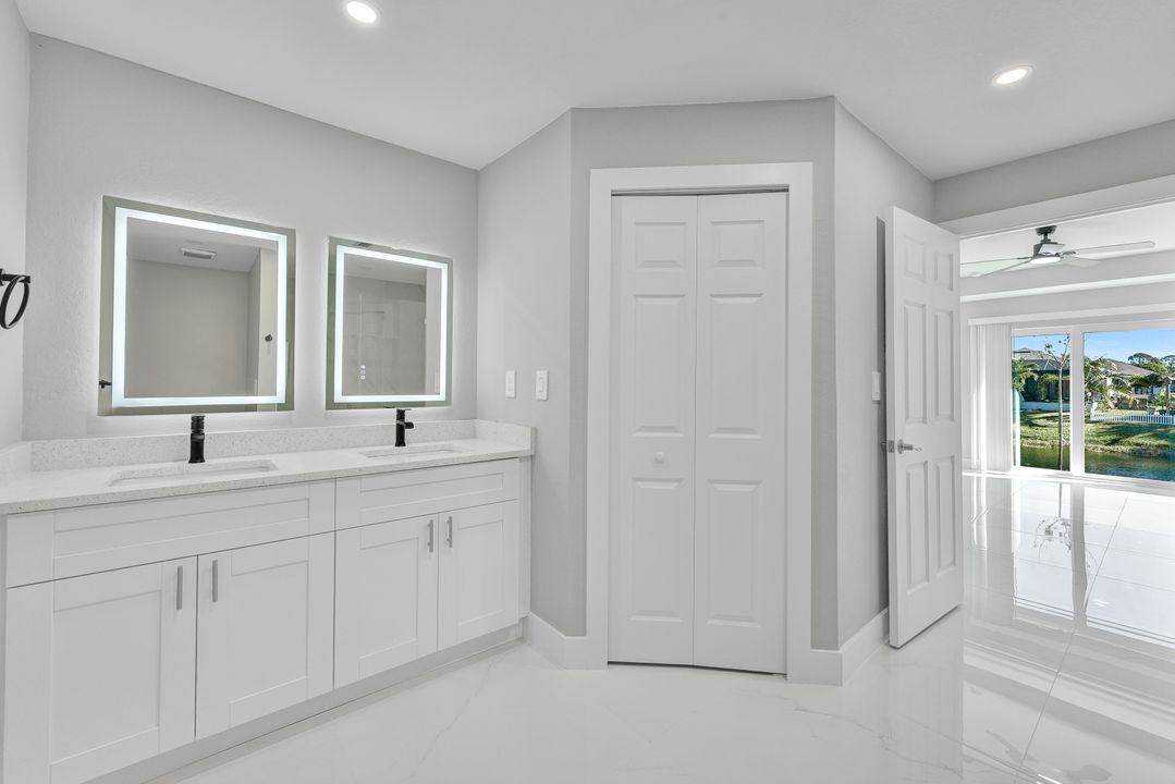 3537 NE 21st Ave, Cape Coral, FL 33909