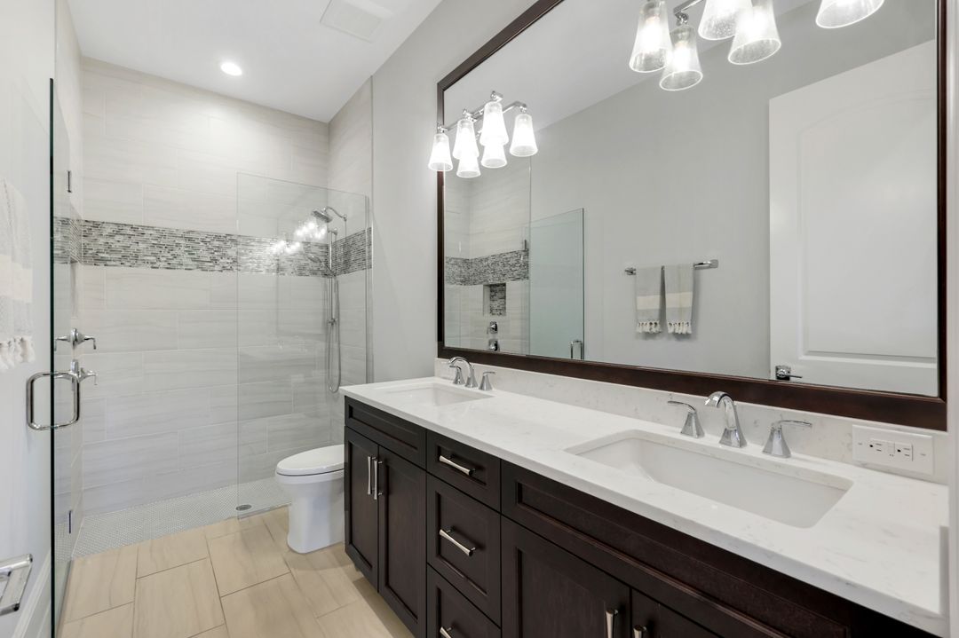 5861 Napa Woods Way, Naples, FL 34116
