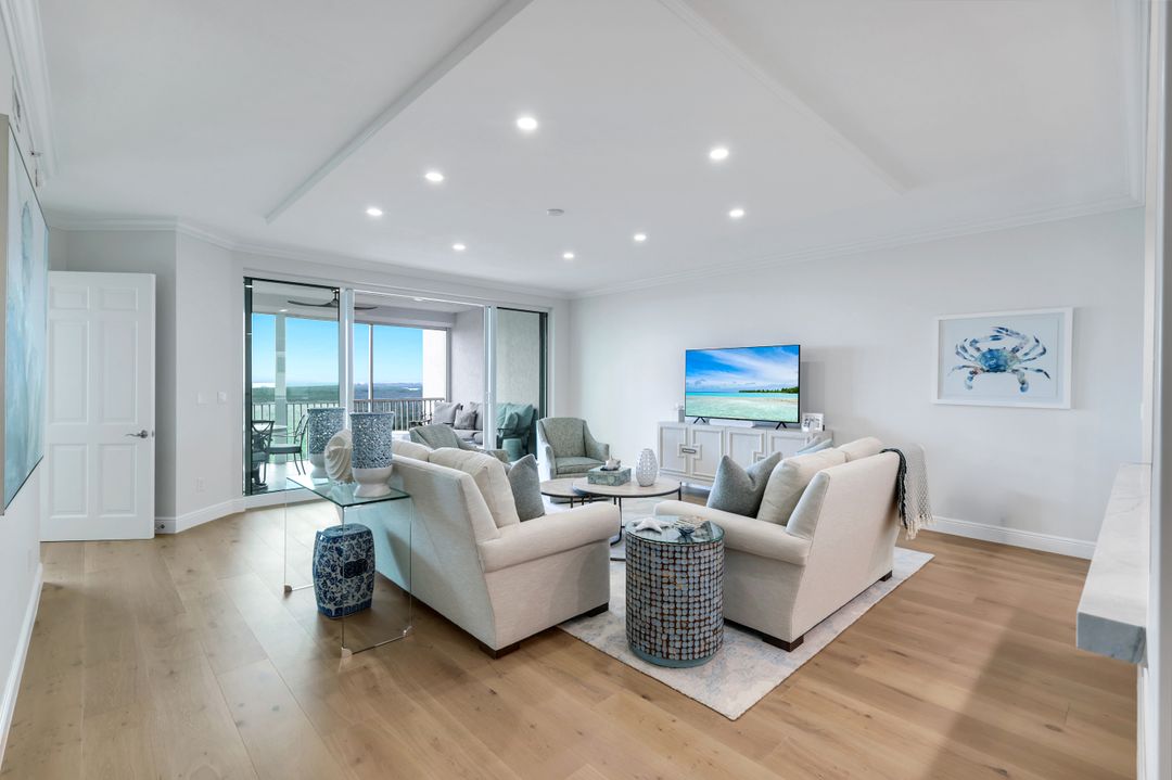 275 Indies Way #1202, Naples, FL 34110