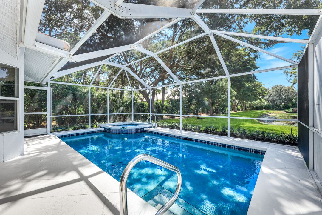 510 Captn Kate Ct, Naples, FL 34110