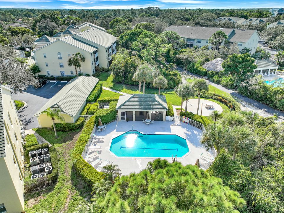 15465 Cedarwood Ln #7-202, Naples, FL 34110