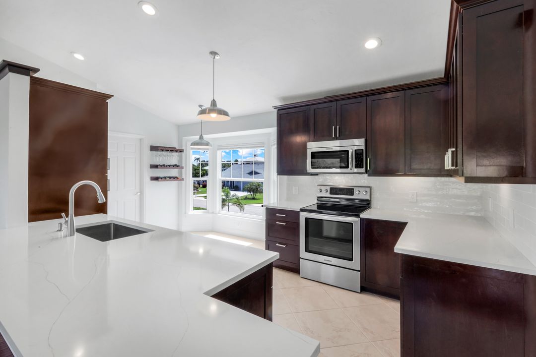 27136 Belle Rio Dr, Bonita Springs, FL 34135