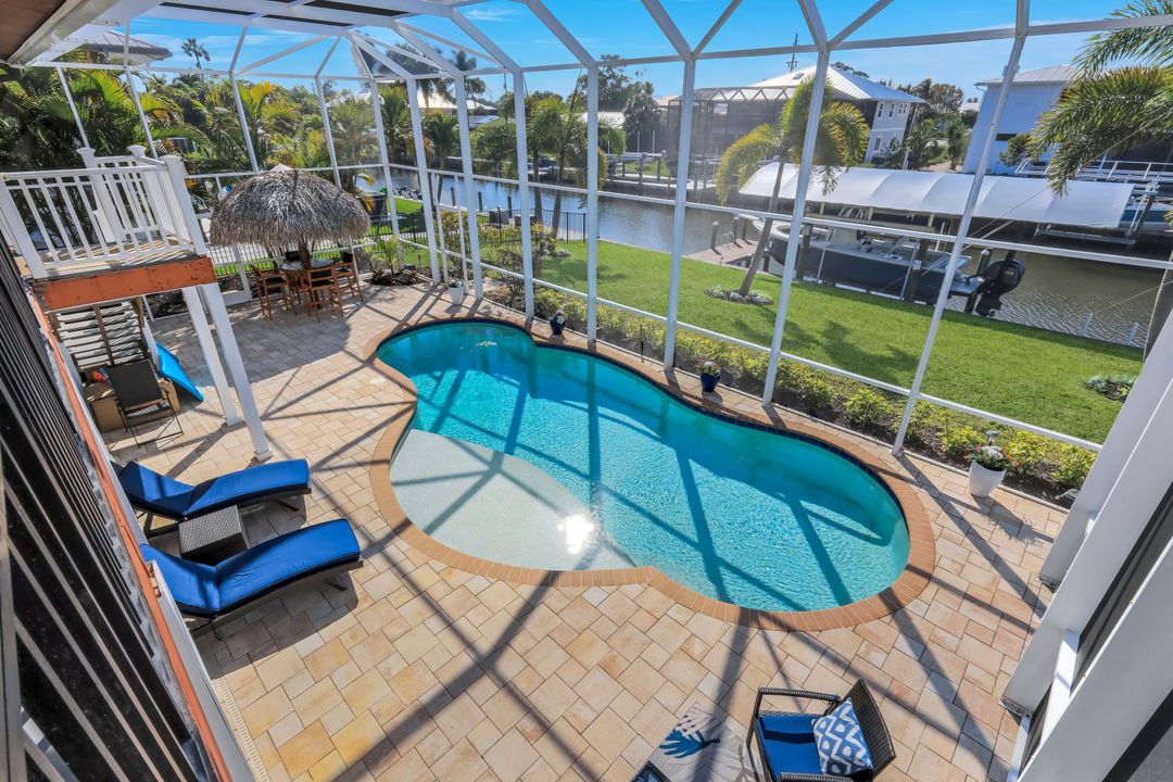 4741 Pembrooke Ln, Bonita Springs, FL 34134