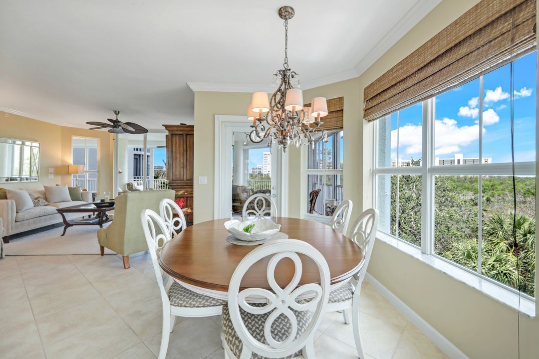 315 Dunes Blvd #307, Naples, FL 34110