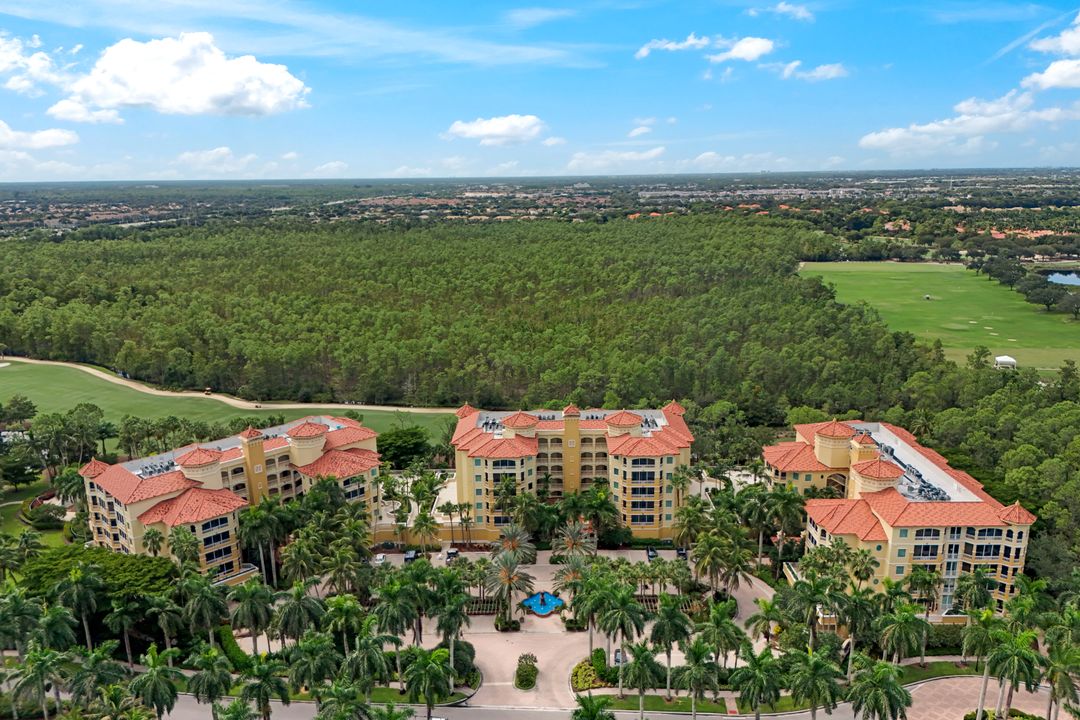 2748 Tiburon Blvd E #C502, Naples, FL 34109