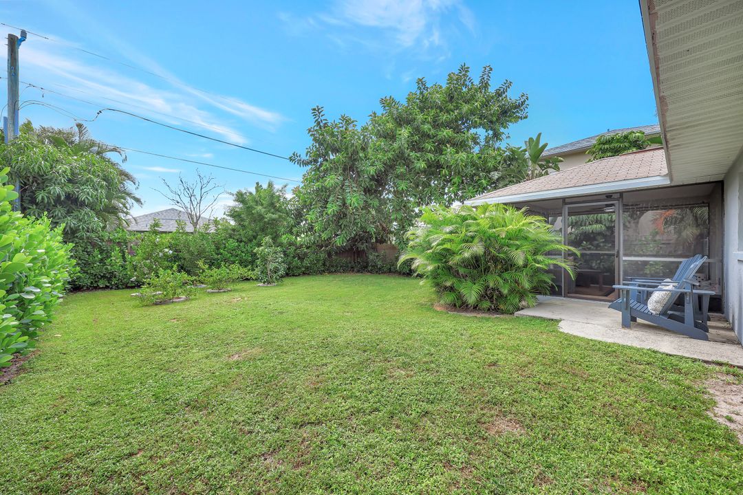 532 99th Ave N, Naples, FL 34108