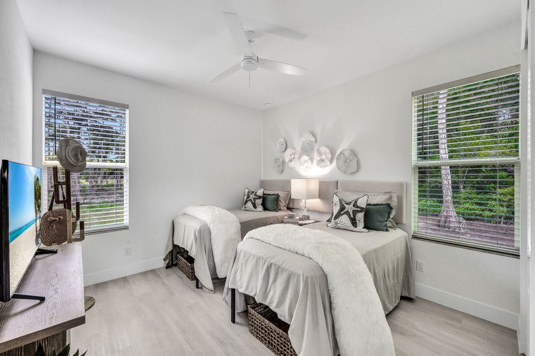 5862 Lancewood Way, Naples, FL 34116