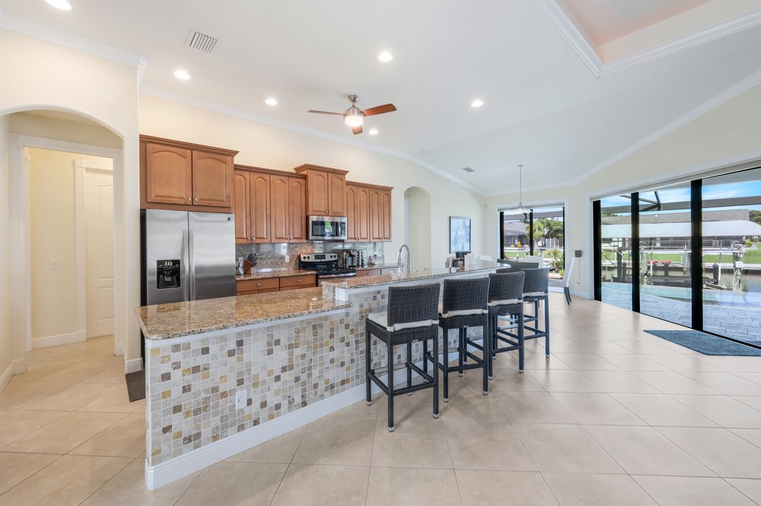4418 SW 10th Ave, Cape Coral, FL 33914