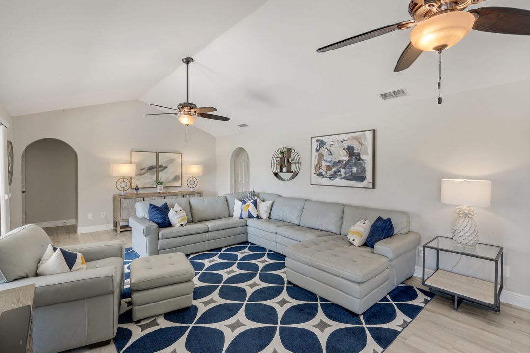 3718 SE 8th Ave, Cape Coral, FL 33904