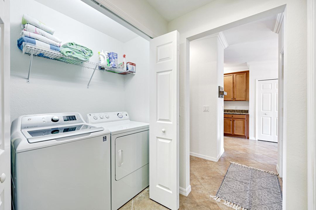 9509 Avellino Wy #1822, Naples, FL 34113