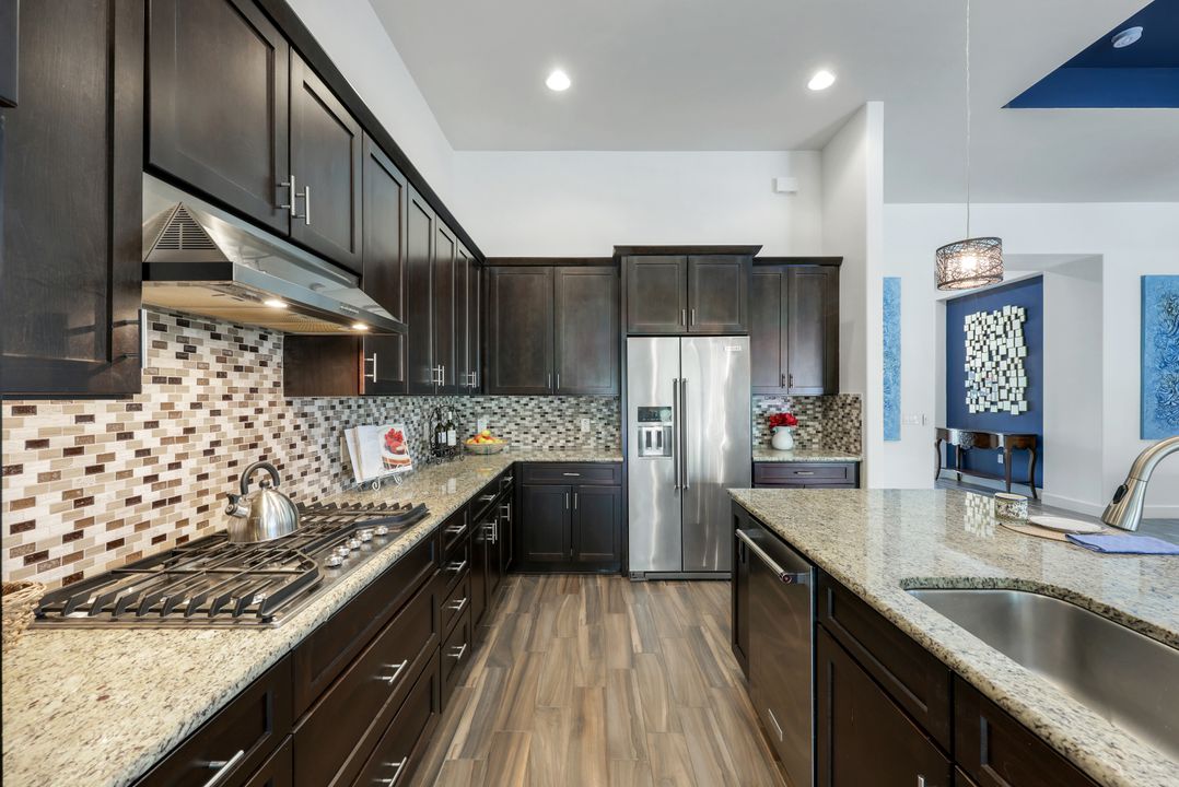 16273 Camden Lakes Cir, Naples, FL 34110