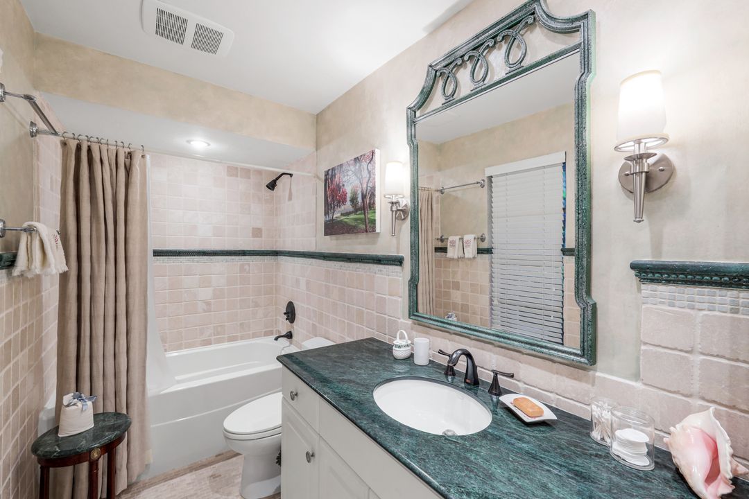 13024 Valewood Dr, Naples, FL 34119