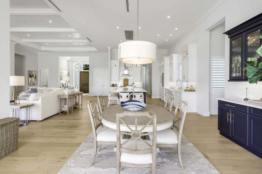 16415 Seneca Way, Naples, FL 34110