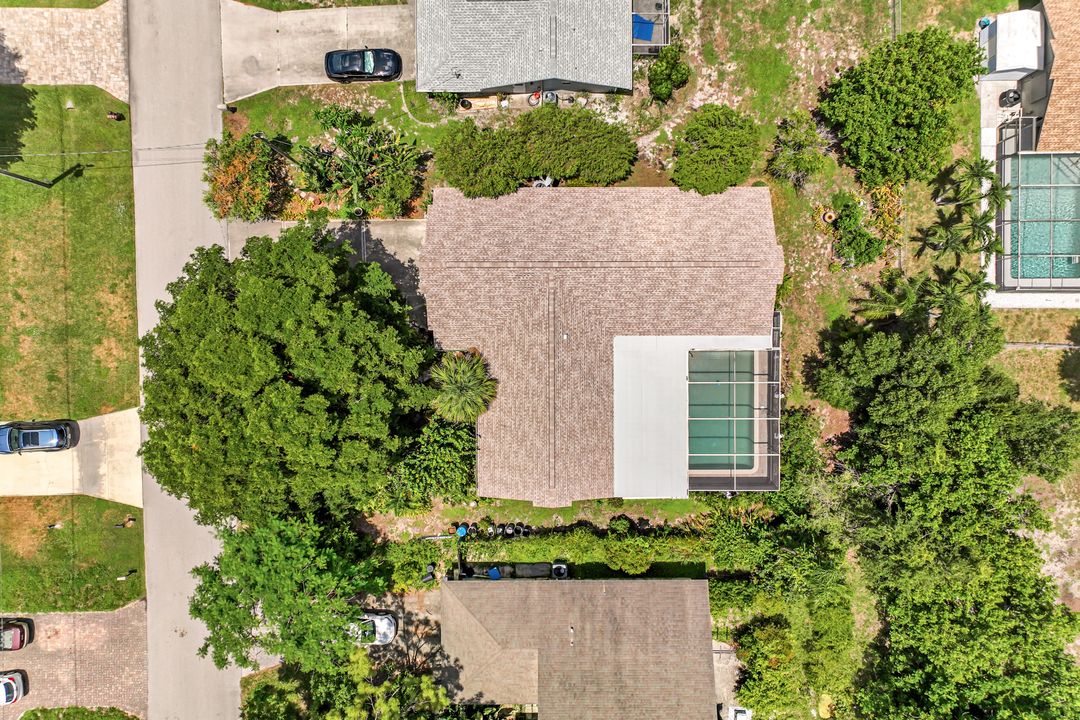 1725 SE 9th Terrace, Cape Coral, FL 33990