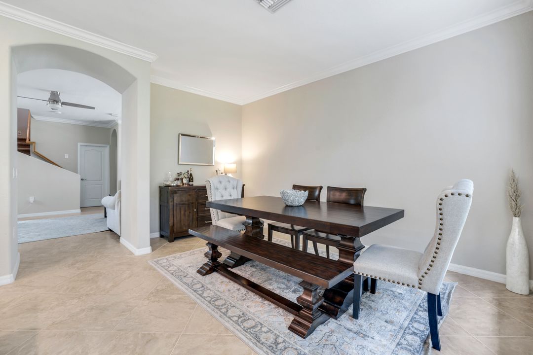 1141 Antaras Ct N, Naples, FL 34113