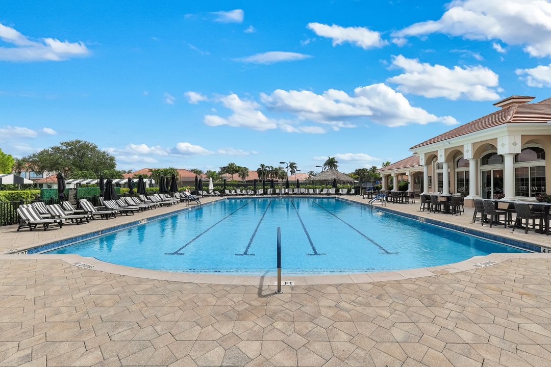 5936 Sand Wedge Ln #1604, Naples, FL 34110