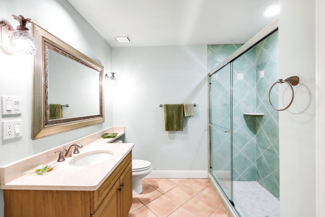 15588 Whitney Ln, Naples, FL 34110