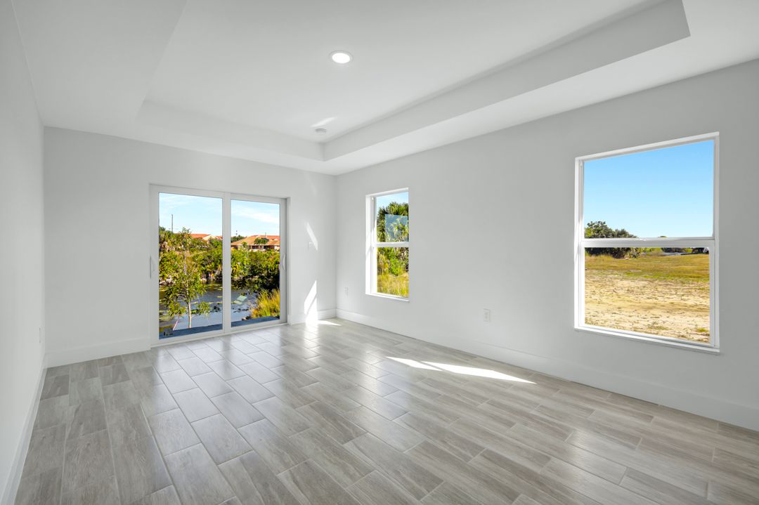 1729 NE 23rd St, Cape Coral, FL 33909