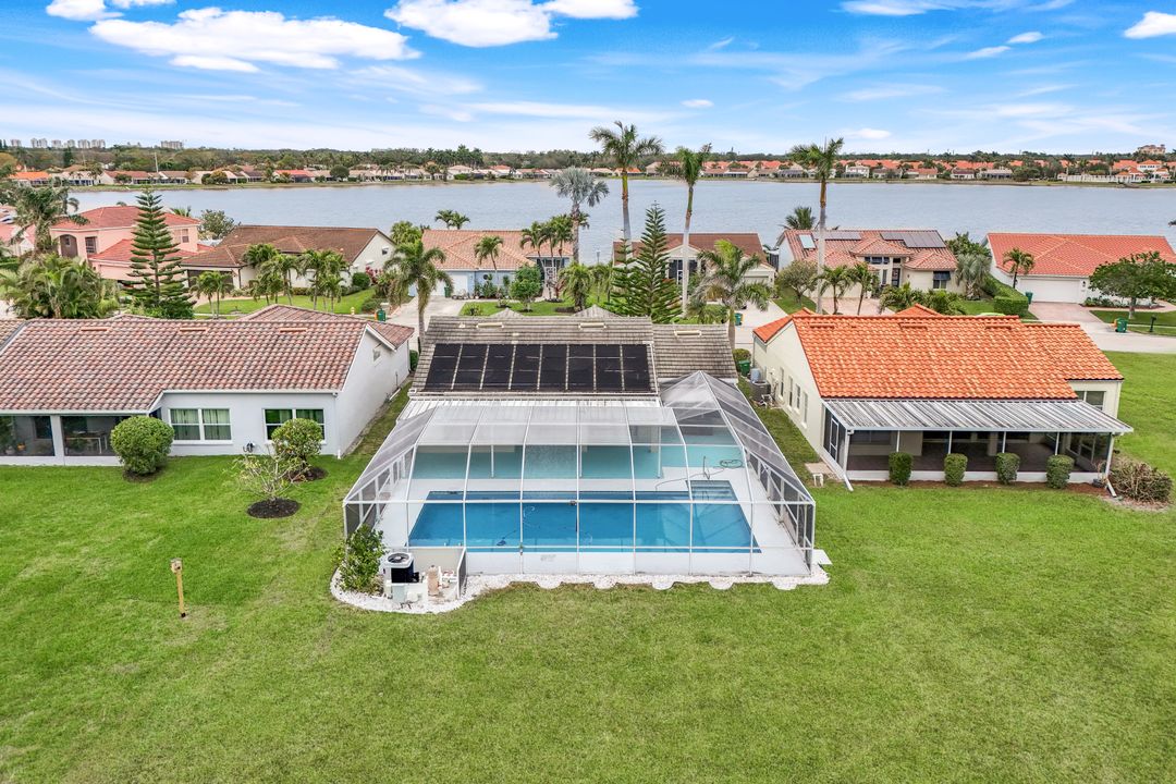 7234 Mill Pond Cir, Naples, FL 34109