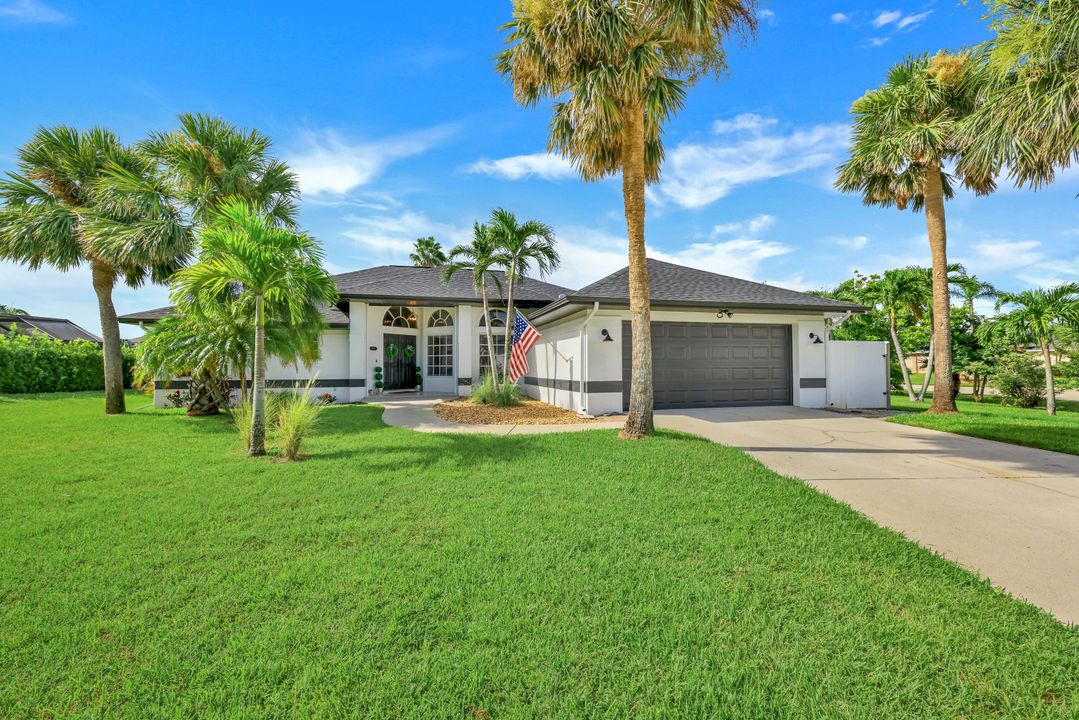 4913 SW 17th Pl, Cape Coral, FL 33914