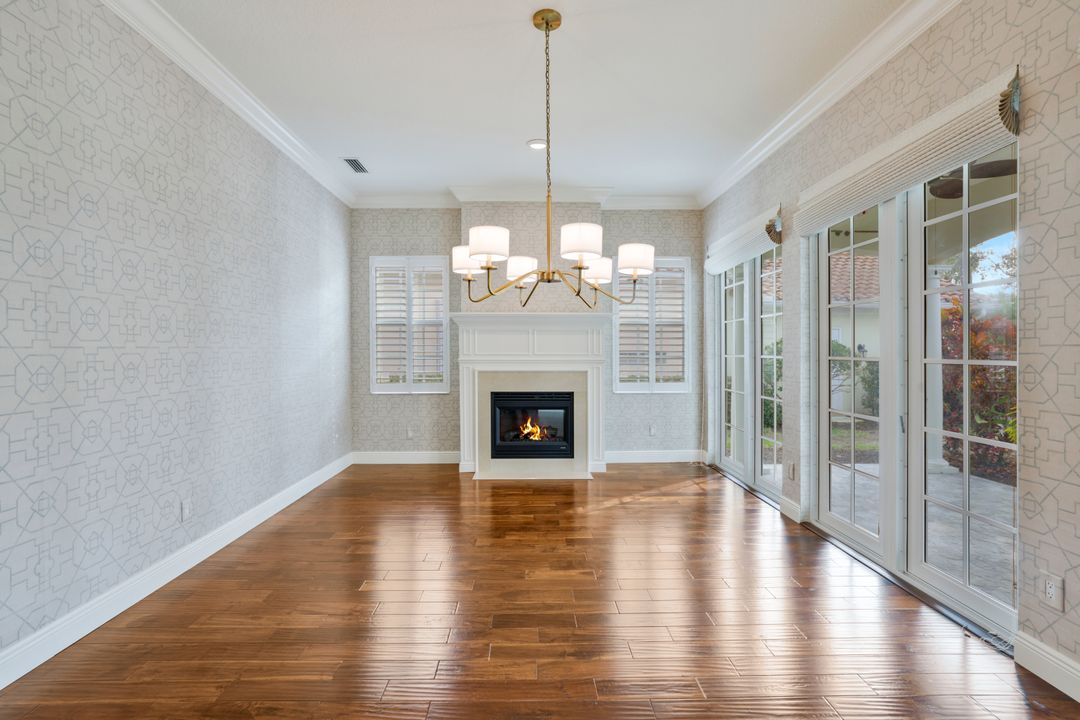 2885 Hatteras Way, Naples, FL 34119