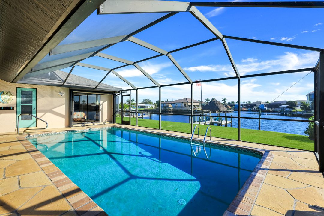 101 SW 50th St, Cape Coral, FL 33914