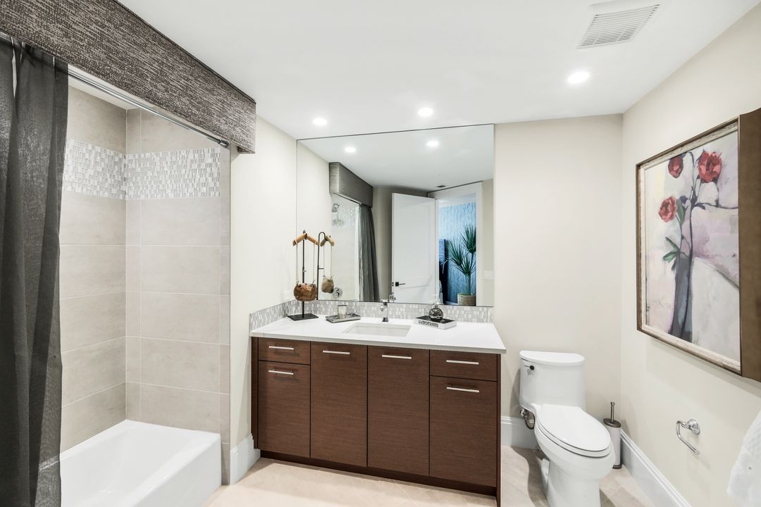 13665 Vanderbilt Dr #301, Naples, FL 34110