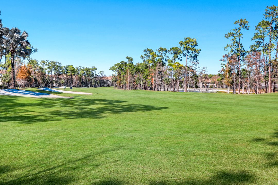 8239 Parkstone Pl #107, Naples, FL 34120