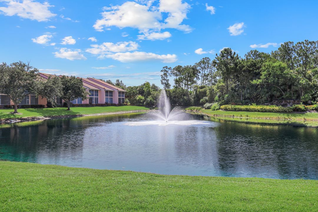 2036 Cascades Dr #7, Naples, FL 34112