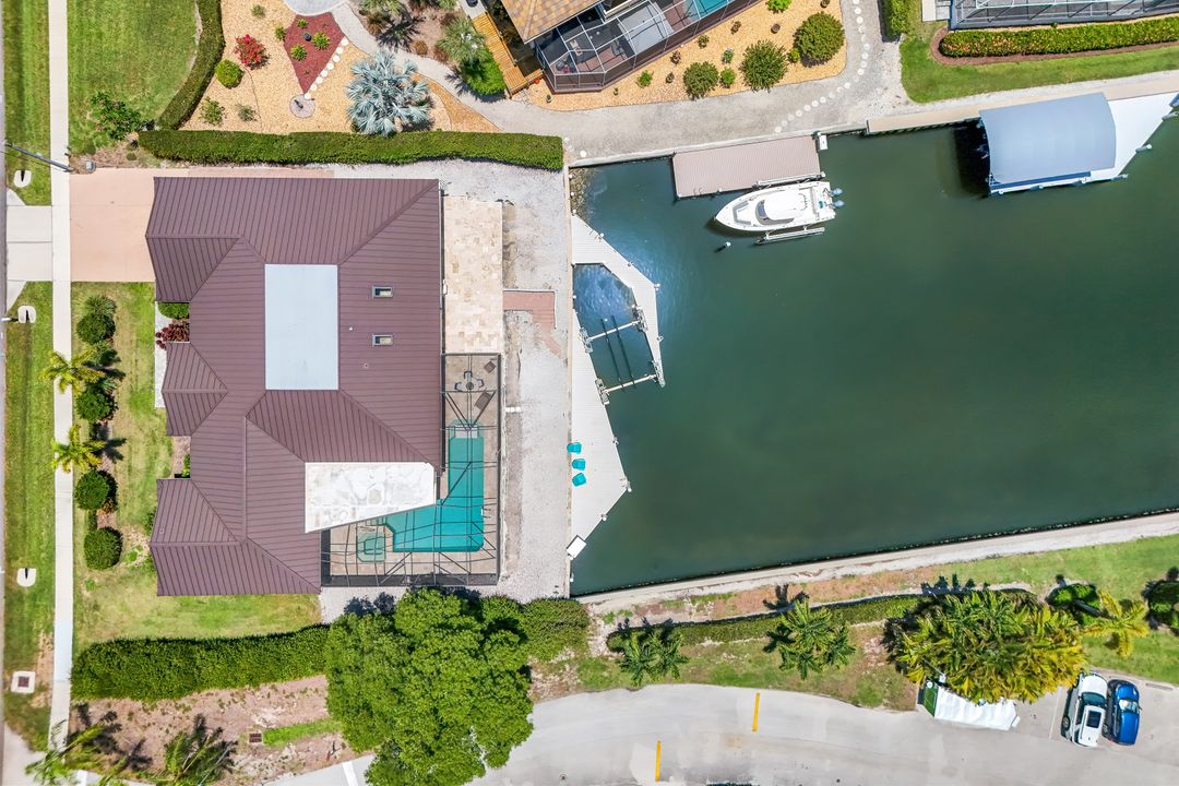 400 S Barfield Dr, Marco Island, FL 34145